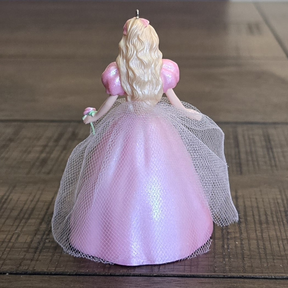 1996 Handcrafted Easter collection springtime Barbie Keepsake ornament - Picture 5 of 5